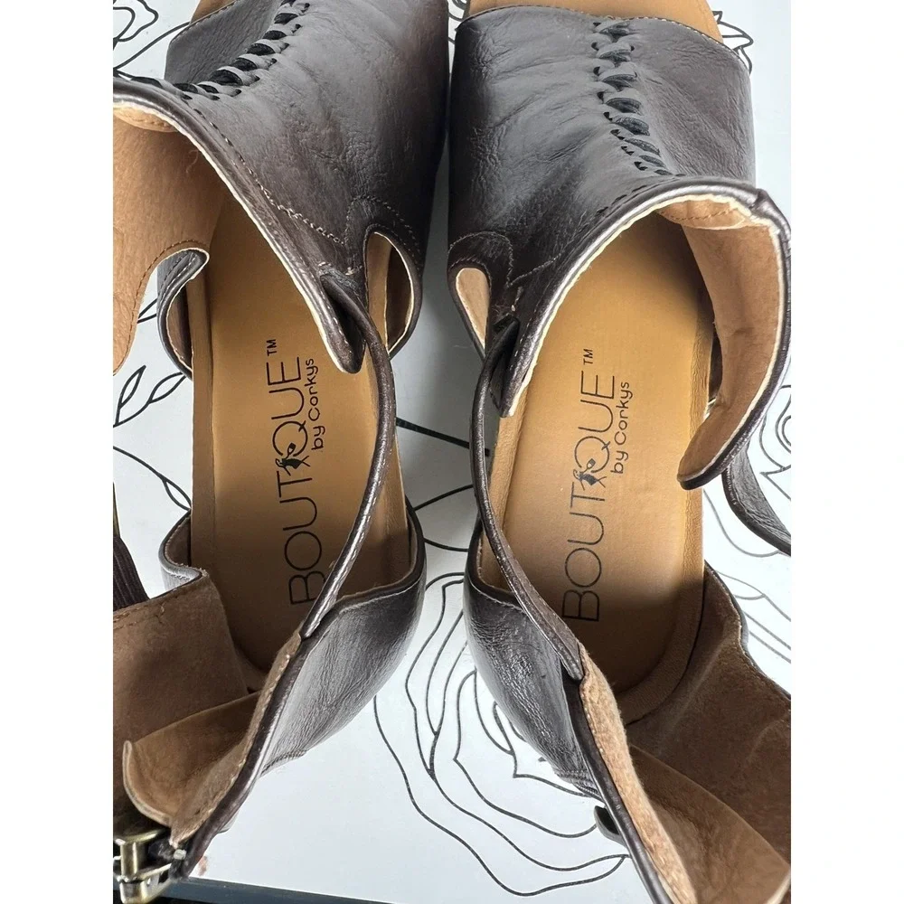 Corkys Boutique Sugar City Brown Leather Espadrille Wedge Zip Up Sandal Size 8
